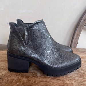 Anthropologie YRU Silver Western Festival Modern Platform Cowboy Boots 6M NEW!